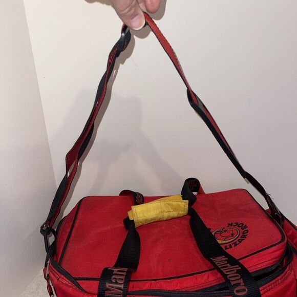 Vtg Marlboro Adventure Team Lizard Rock Insulated Cooler Duffel Bag Red 1992 - Picture 5 of 14